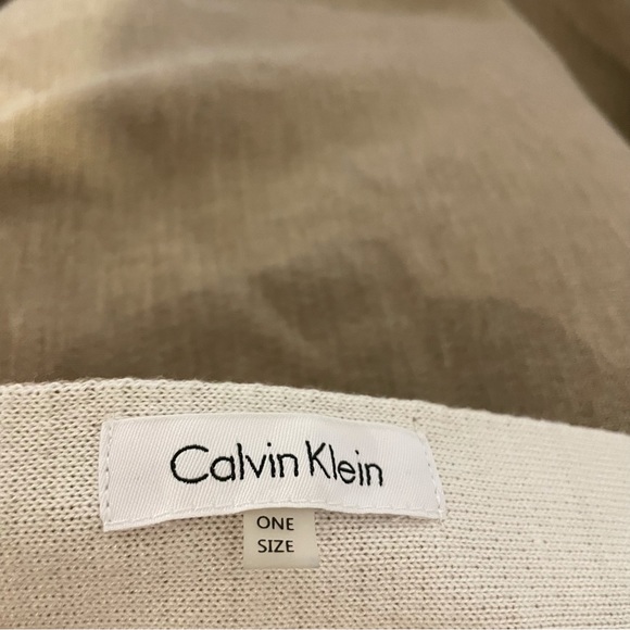 Calvin Klein oversize cardigan shall white tan dolman sleeve fringe one size - Picture 4 of 6